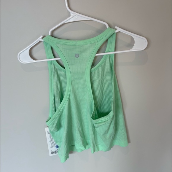 NWT Lululemon Swiftly Tech Cropped Racerback Tank Top 2.0 Citra Lime Size 12 - Picture 6 of 7